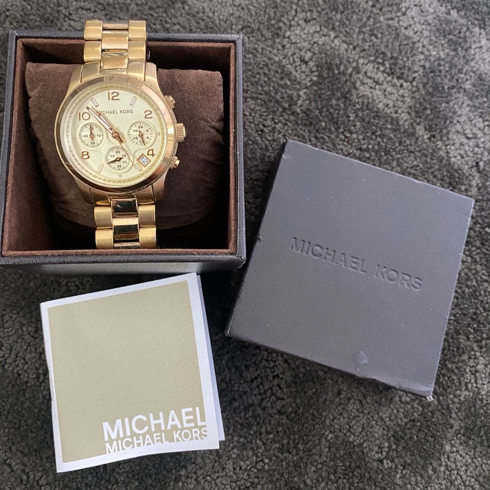 Michael Kors WOMENS runway chronograph